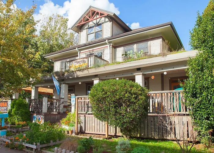 Hi Portland Hawthorne DistrictHostel